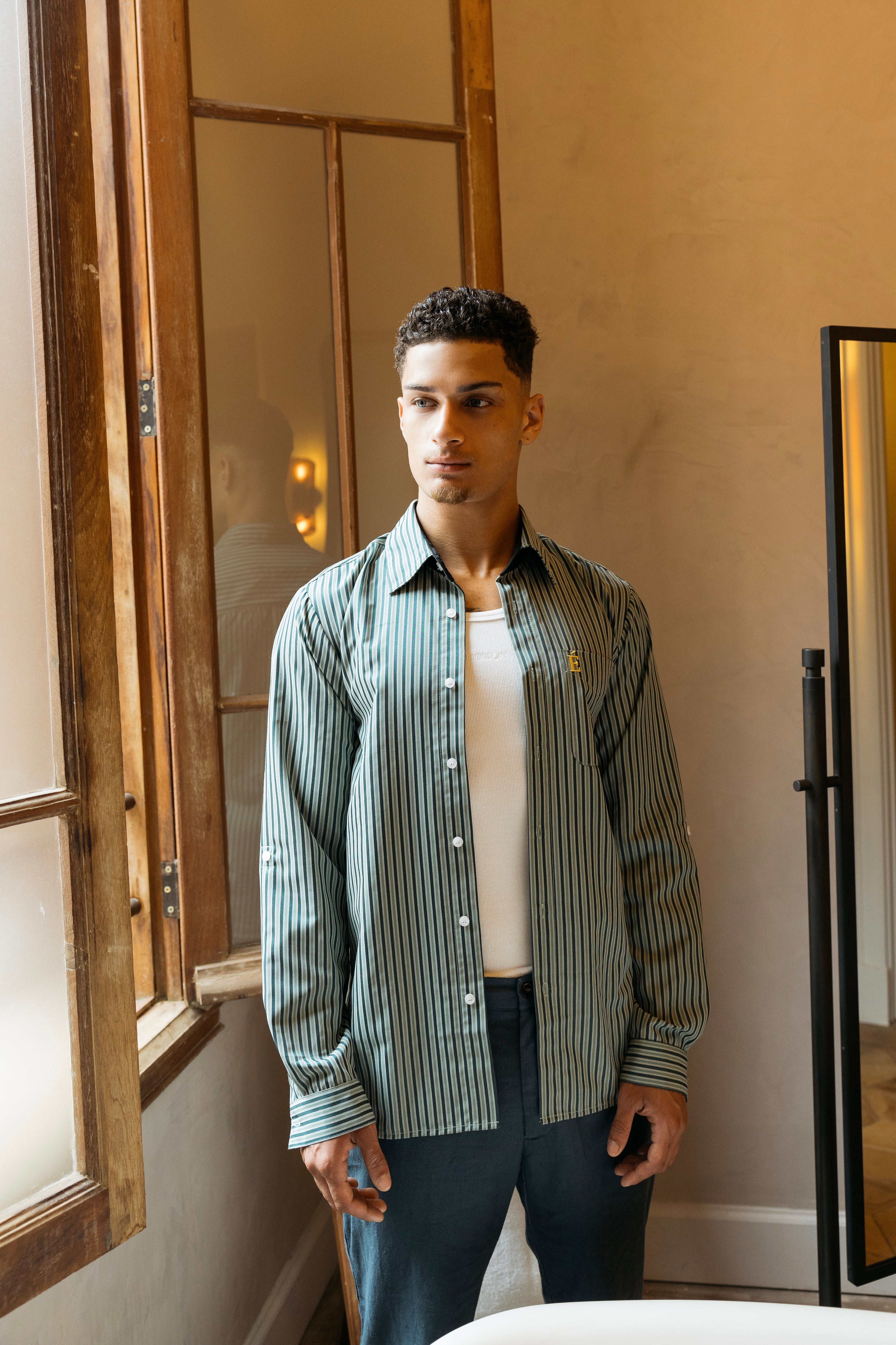 Global Anytime Button-Up 02