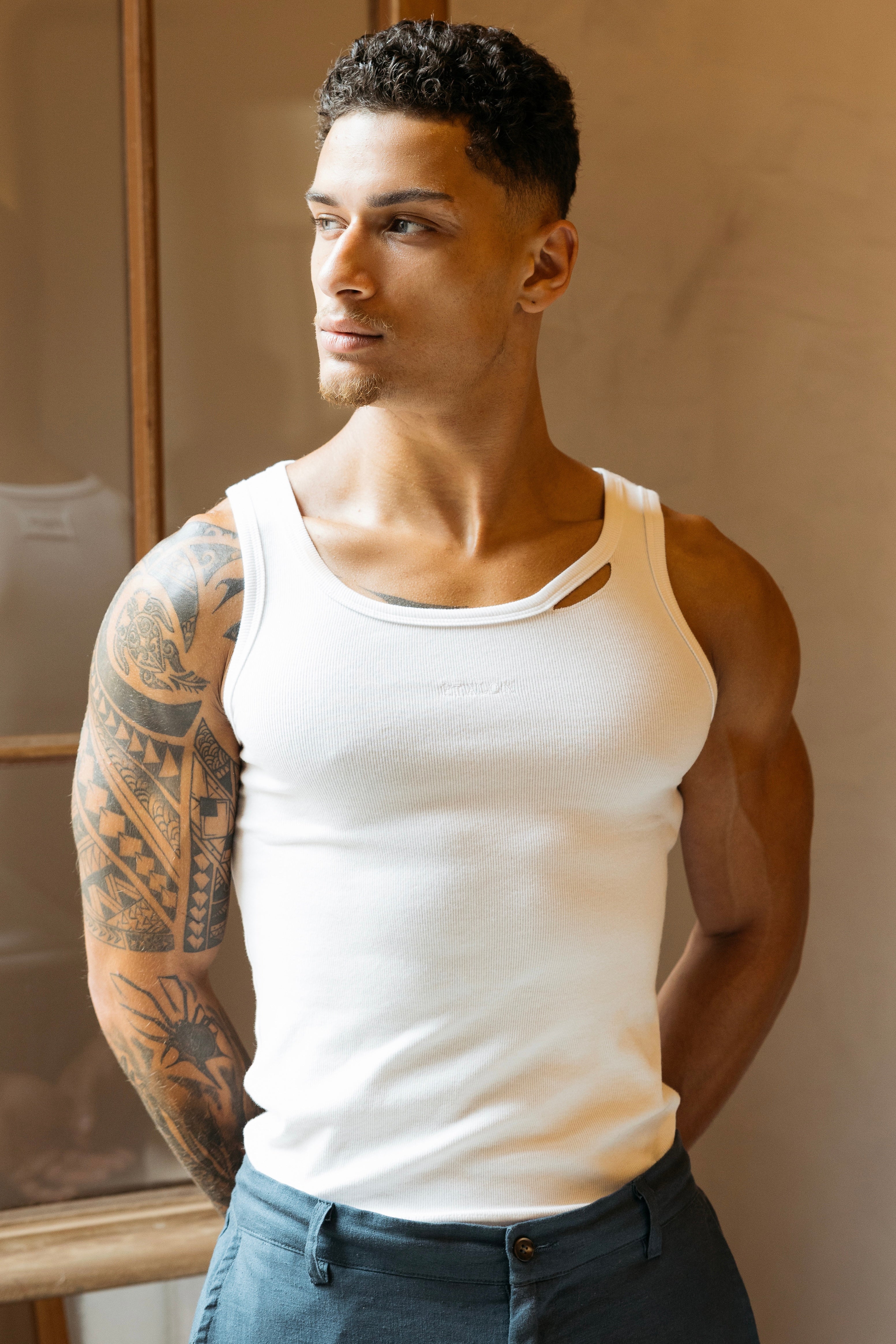 Rip Ribbed Tank Top (Slight Crop)