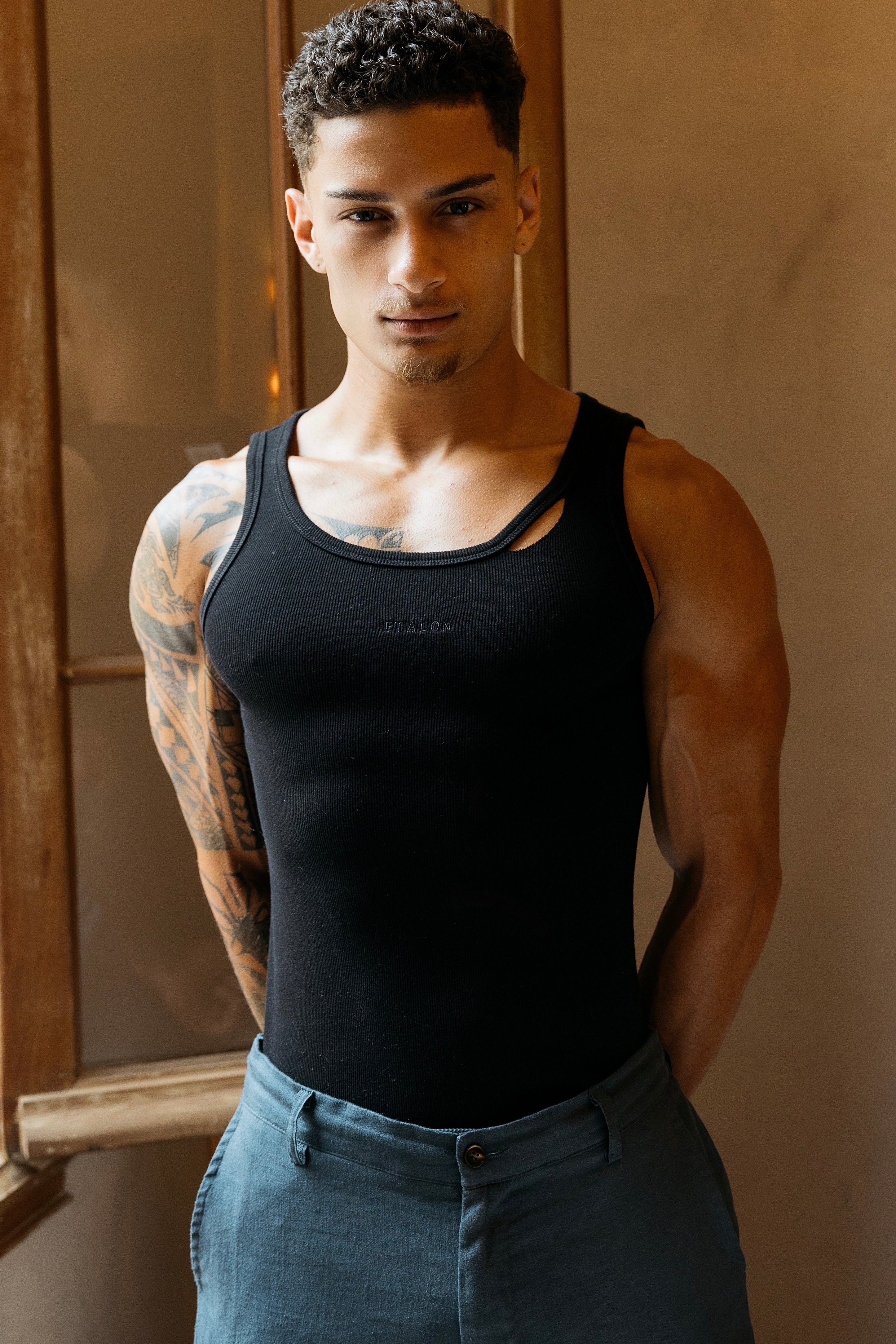Rip Ribbed Tank Top (Slight Crop)