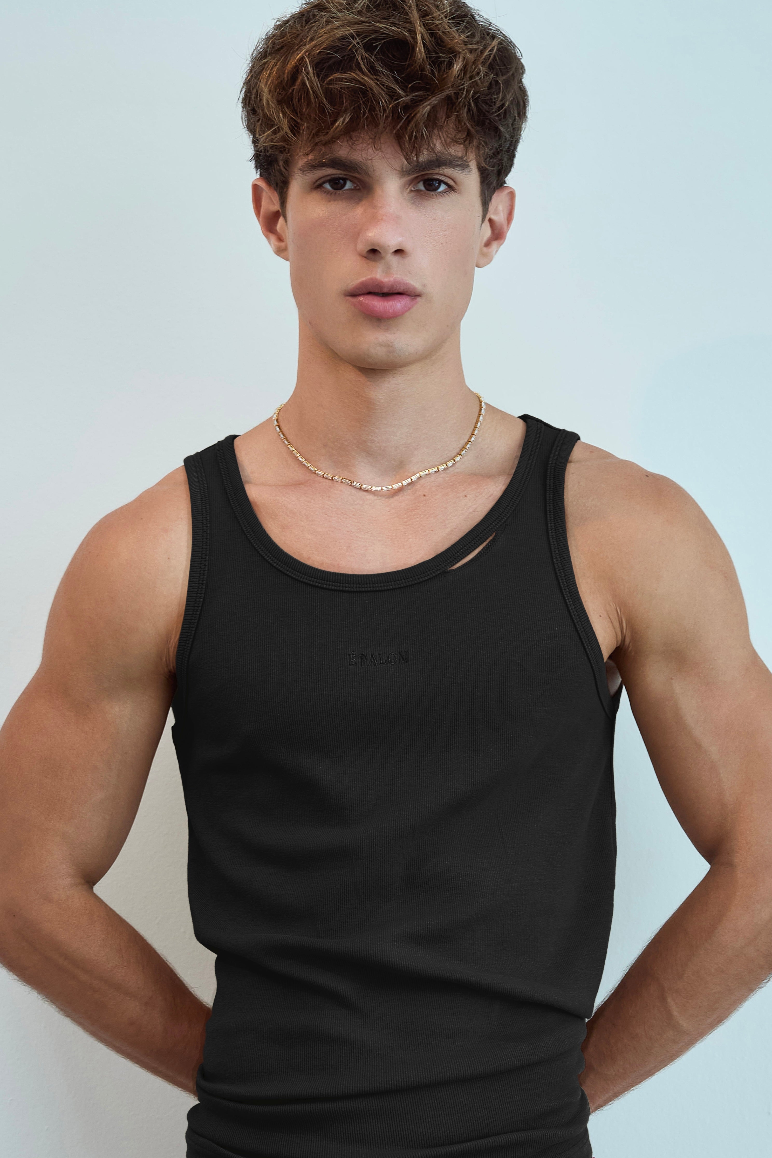 Rip Ribbed Tank Top (Slight Crop)