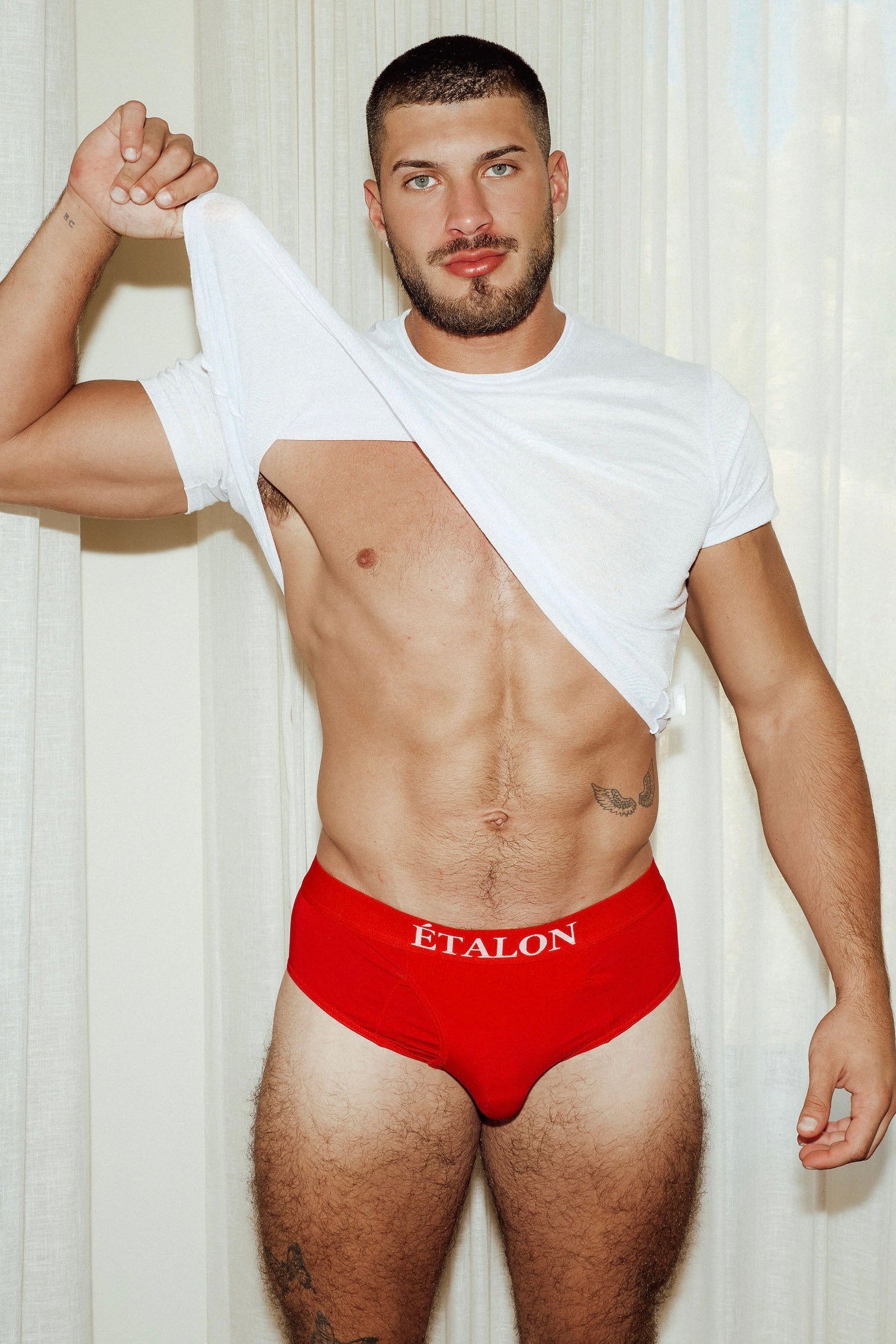 Étalon Signature Brief 01