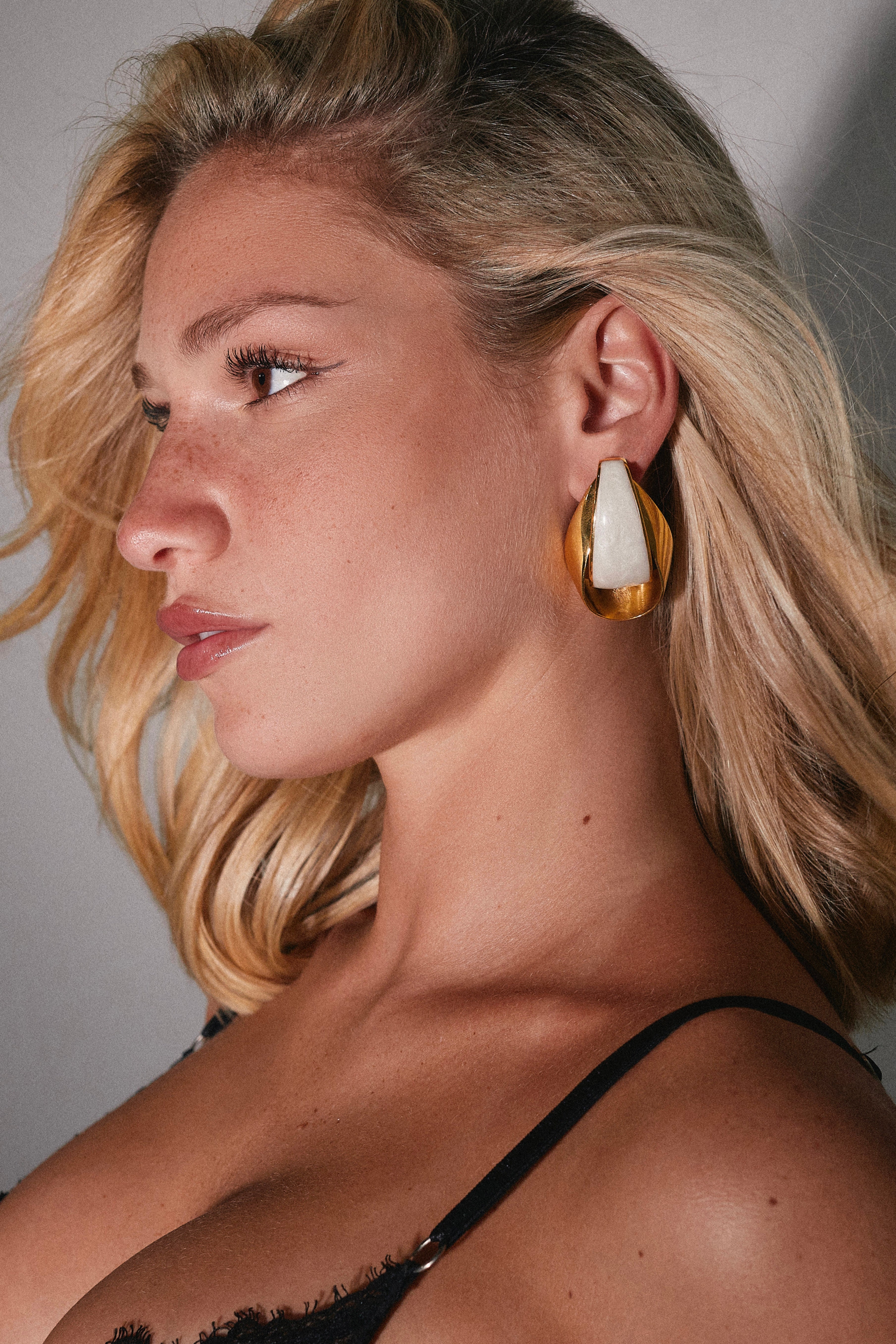 Pearl Doorknocker Earrings