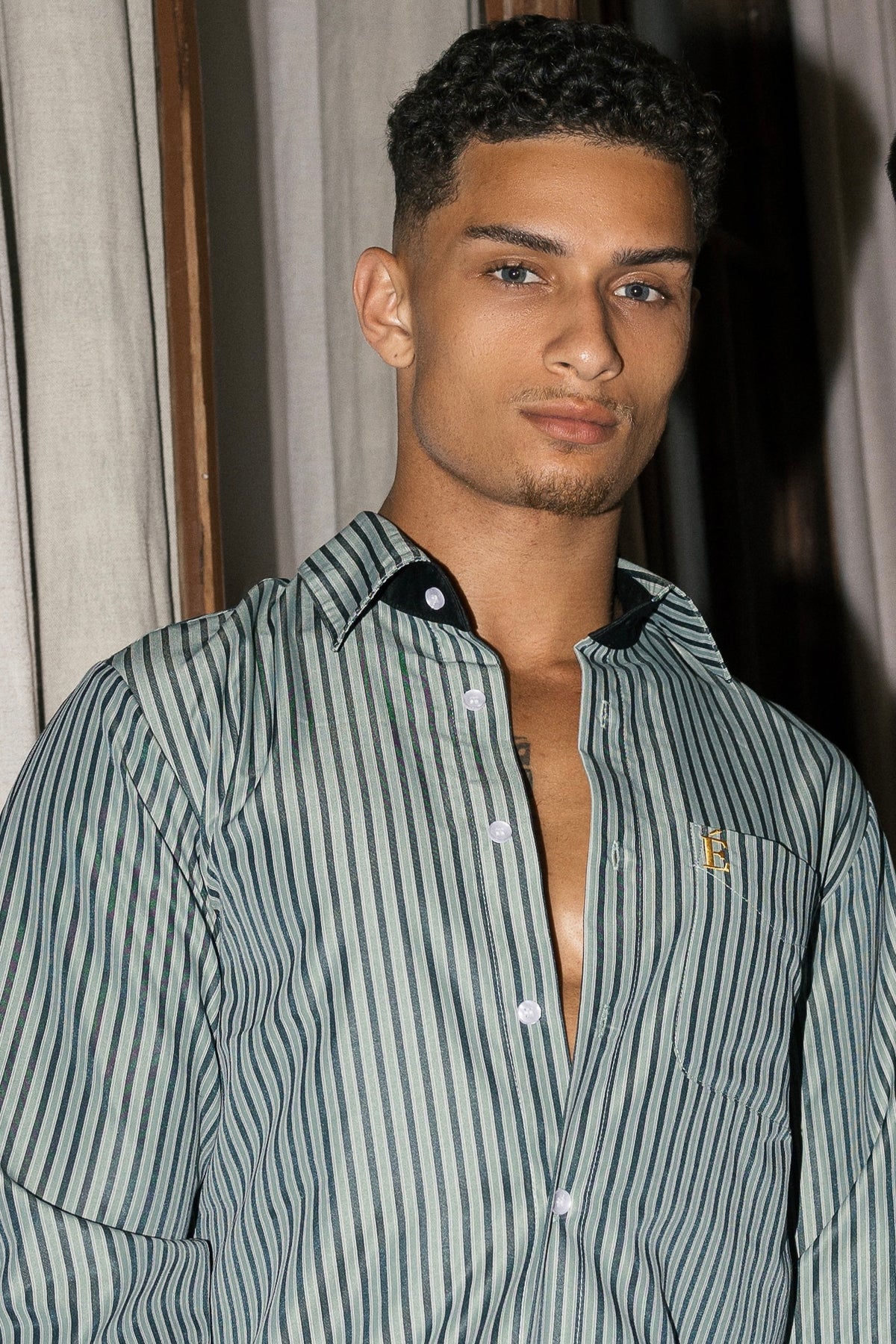 Global Anytime Button-Up 02