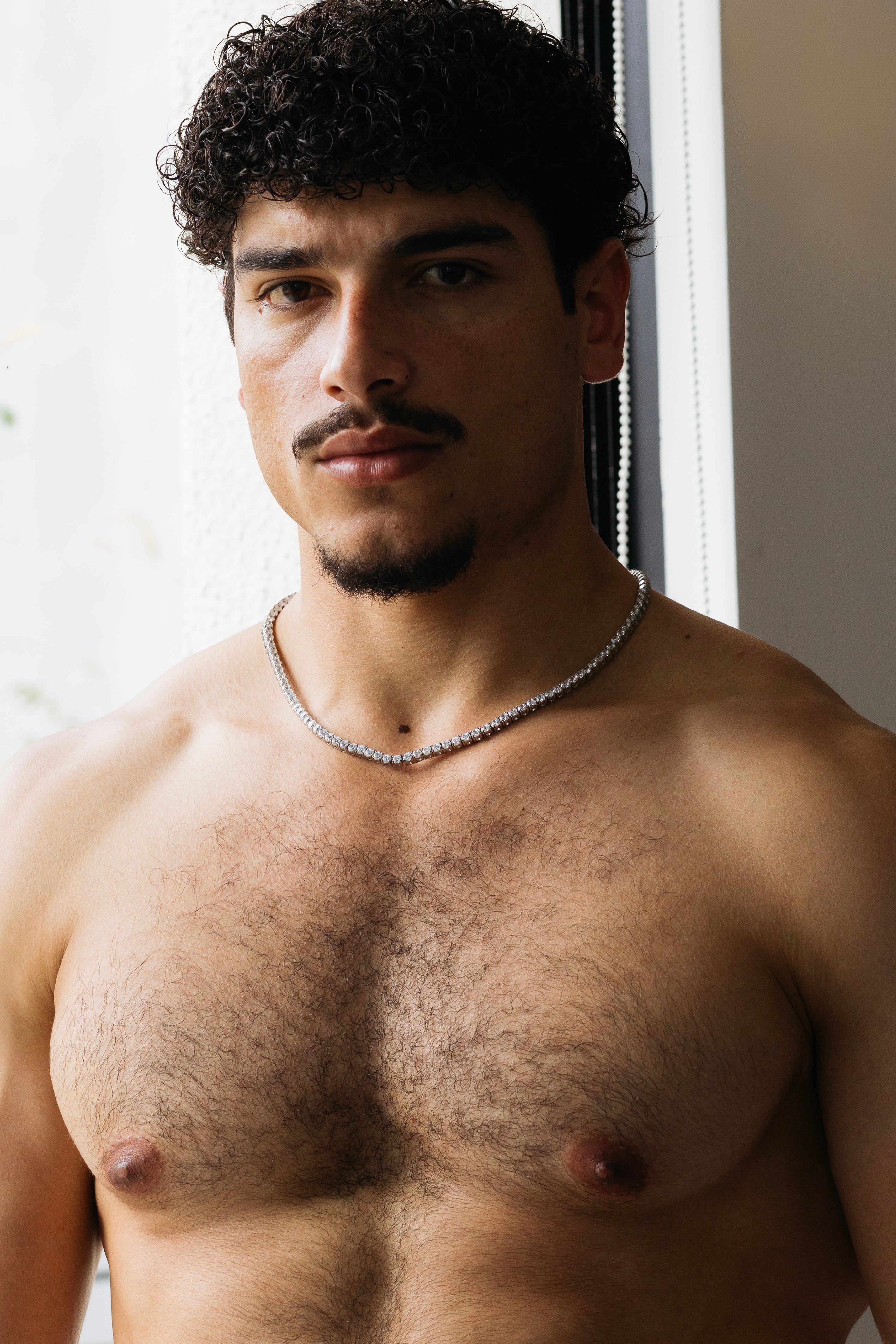 Étalon Diamond Choker