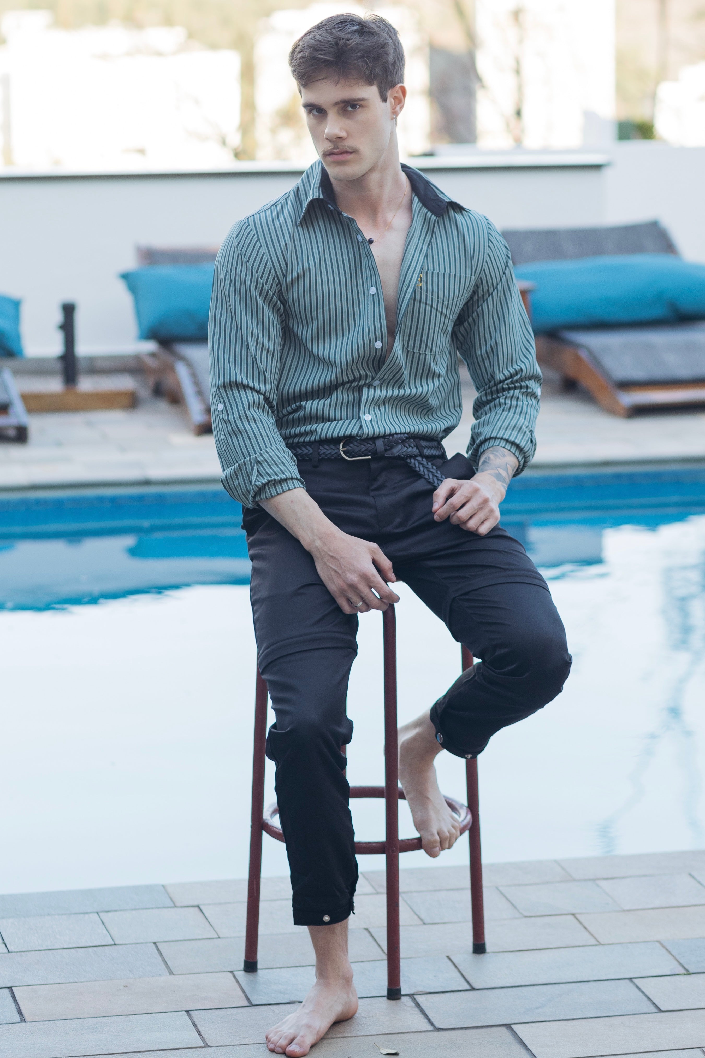 Global Anytime Button-Up 02