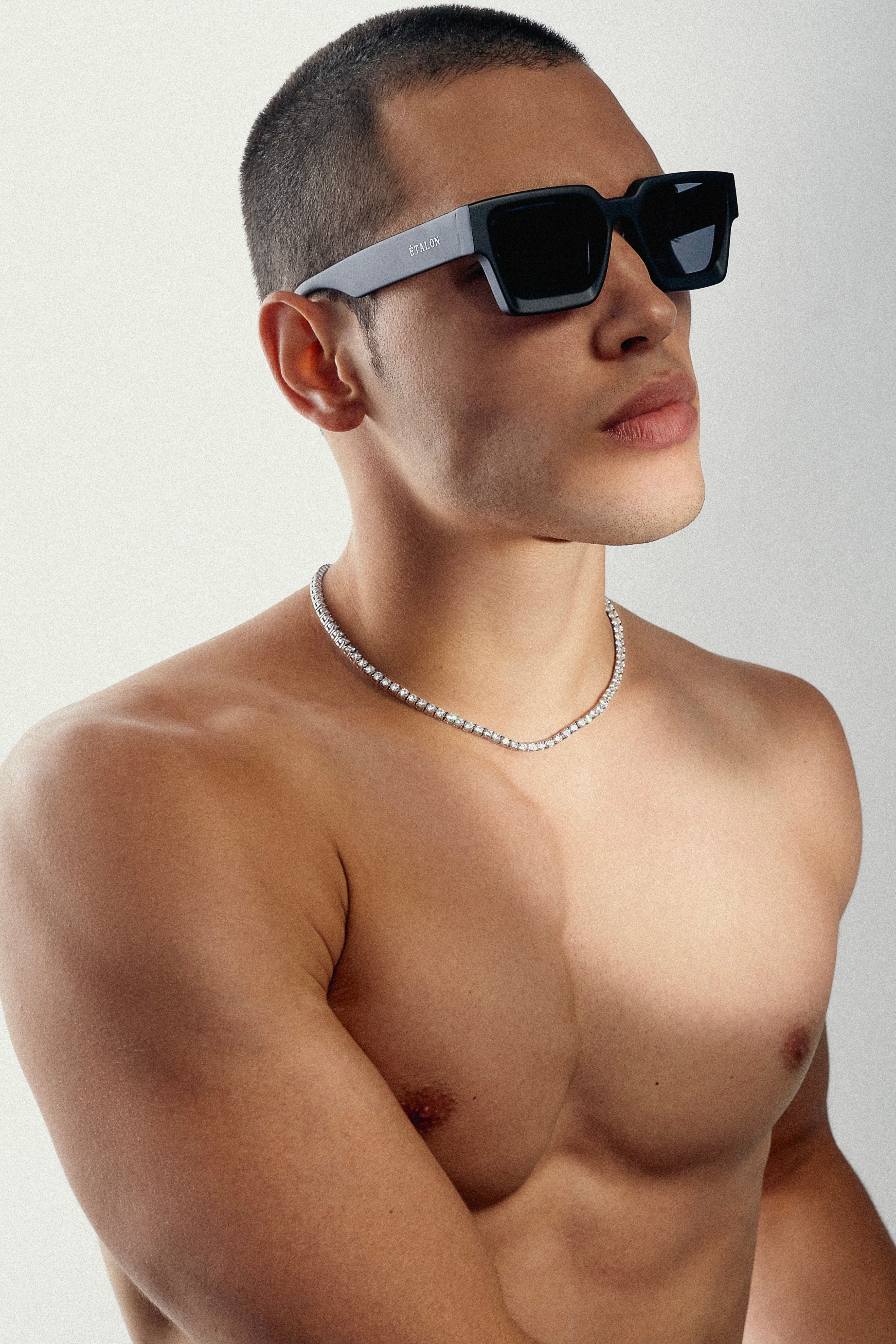 Étalon Diamond Choker